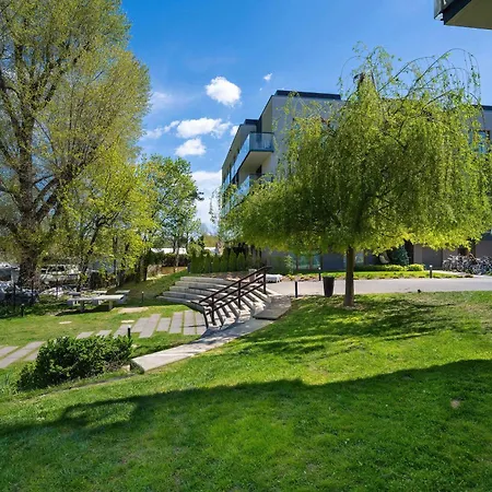 Przestronny Z Ogrodem By Renters Apartman *